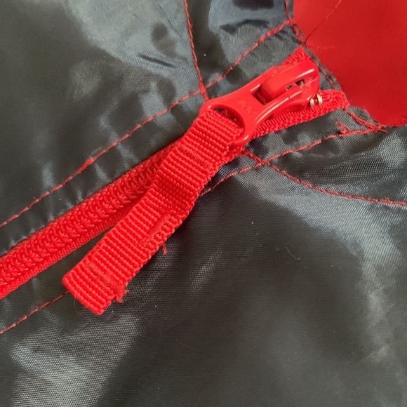 GAP Navy Blue and Red Windbreaker Jacket Hood 6/7 EUC - Picture 15 of 15